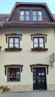 Budova, v ktorej sa apartmán nachádza