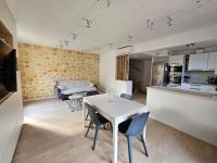 Plán poschodí v ubytovaní Agréable maison avec grande terrasse au calme