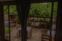 Foto dalla galleria di АЛЕКСОВА КЪЩА a Ognyanovo