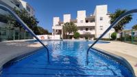 Bazén v ubytovaní La Cala playa alebo v jeho blízkosti