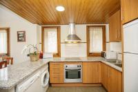Kuchyňa alebo kuchynka v ubytovaní Apartamentos Cal Rum