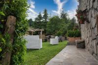 A garden outside Agriturismo Biagiotti
