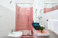 A bathroom at Villa Torù