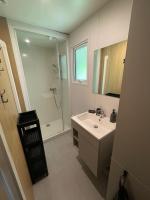 Plan piętra w obiekcie Cocon du lac Mobilhome 3 chambres,6 pers,camping mayotte 5 étoiles Biscarrosse landes