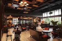 Un lugar para sentarse en Saigon Sirius