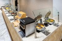 Đồ ăn tại/gần khách sạn