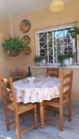 Půdorys ubytování Villa 4 Persons, Terrace, y Swimming Pool
