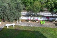 Vonkajšia záhrada v ubytovaní "Kochili Villa" LUXURY VILLA