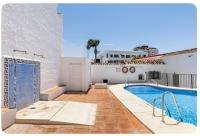 The swimming pool at or close to La CASA en La Carihuela playa a 4 minutos a pie