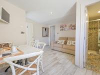 Posezení v ubytování Akla Suites con Jacuzzi Santillana