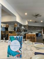 Restaurace v ubytování Hôtel Les Embruns Du Baril