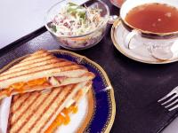 Φαγητό σε αυτό το ξενοδοχείο ή κάπου εκεί κοντά