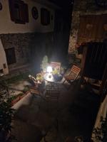 Patio alebo iná vonkajšia časť ubytovania Casa all’antica fontana