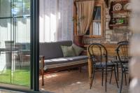 Posedenie v ubytovaní Rustic Cozy house Pupy