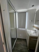 Łazienka w obiekcie Mobilhome L'Estérel du Montourey