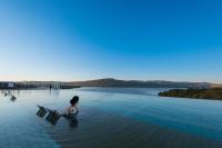 Where to Stay in Kushiro and Lake Akan 2026: 16 Station-Front Business Hotels and Akan Onsen Inns, and How to Choose Between Two Areas 70 km Apart