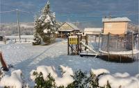 Cozy Home In Krasic With Sauna v zime