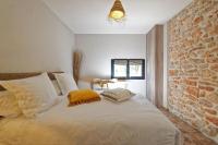 Ein Bett oder Betten in einem Zimmer der Unterkunft Villa Cinsault, un bijou pour votre séjour en Provence Verte