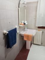 A bathroom at da campione