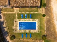 Bazén v ubytovaní Villa Es Bosquet by Slow Villas alebo v jeho blízkosti