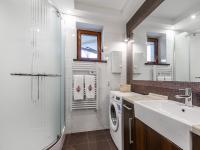 Kúpeľňa v ubytovaní VisitZakopane - Tatrzański Apartment