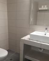 Kúpeľňa v ubytovaní Super renovated maisonette - Σούπερ ανακαινισμένη μεζονέτα