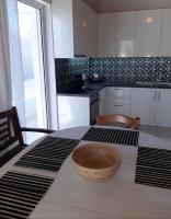 Kuchyňa alebo kuchynka v ubytovaní Super renovated maisonette - Σούπερ ανακαινισμένη μεζονέτα