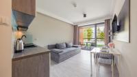 Kuchyňa alebo kuchynka v ubytovaní Apartamenty Sun & Snow Sanatoryjna - blisko plaży