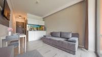 Kuchyňa alebo kuchynka v ubytovaní Apartamenty Sun & Snow Sanatoryjna - blisko plaży