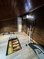 Fitness centrum a/nebo fitness zařízení v ubytování DINEVI APARTMENTS