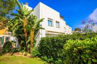 Vonkajšia záhrada v ubytovaní LITORAL COSTA DORADA - LAS CUMBRES Only families