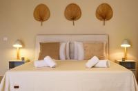 Łóżko lub łóżka w pokoju w obiekcie Cecilia Exclusive Villa Corfu