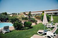 Bazén v ubytovaní Hotel Mary Rose alebo v jeho blízkosti