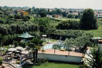 Bazén v ubytovaní Hotel Mary Rose alebo v jeho blízkosti