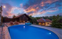 Bazén v ubytovaní Beautiful Home In Varazdin Breg alebo v jeho blízkosti