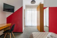 UniHo Hostelにあるテレビまたはエンターテインメントセンター