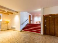 Plán poschodí v ubytovaní Studio au Centre-Ville de Saint-Lary avec Piscine, Sauna et Parking Sécurisé - FR-1-296-399