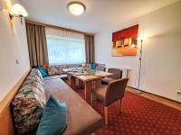 Posedenie v ubytovaní Apartment Rosa-5 by Interhome