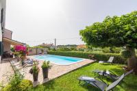 Bazén v ubytování Villa Mare nebo v jeho okolí
