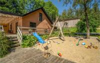 Herní místnost nebo prostor pro děti v ubytování Pet Friendly Home In Videbæk With Wifi