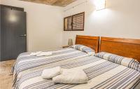 Postel nebo postele na pokoji v ubytování Cozy Apartment In Valencia De Alcantara