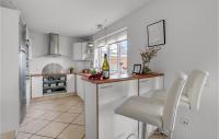 Kuchyň nebo kuchyňský kout v ubytování Holiday Home Sdr, Frankel Rømø