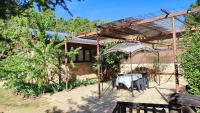 Vonkajšia záhrada v ubytovaní Chalet Esmeralda 3 d y 2 baños ZAFIRO LAGUNAZO Parque Natural Rio Mundo Riopar