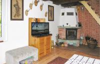 Telewizja i/lub zestaw kina domowego w obiekcie Holiday Home Drezdenko Lubiatów Ii