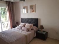 Posteľ alebo postele v izbe v ubytovaní Apartamento MonteGolf con TERRAZA PRIVADA