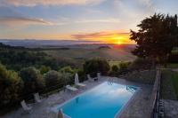 The swimming pool at or close to Holiday home in Villamagna - Toskana 44123