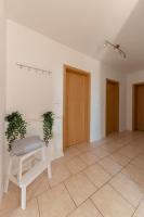 Půdorys ubytování Apartments souranded by forest with the sea view