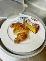 Jedlo v dovolenkovom dome alebo blízkom okolí