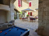 Biliár nebo kulečník v ubytování Finca Sa Bastida Luxury Retreat & Spa Adults Only - Over 14