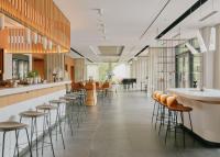 Ein Restaurant oder anderes Speiselokal in der Unterkunft Lufthansa Seeheim - More than a Conference Hotel 